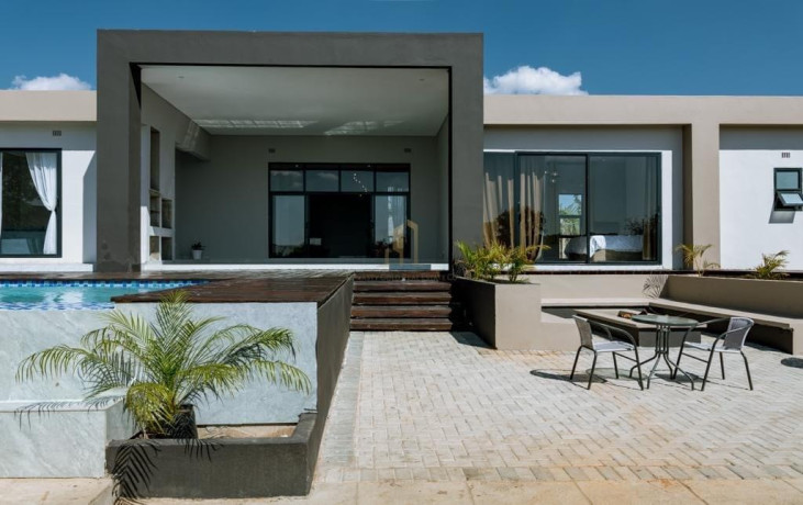 4-bedroom-house-for-sale-in-state-lodge-big-0