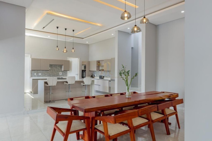 4-bedroom-house-for-sale-in-state-lodge-big-9