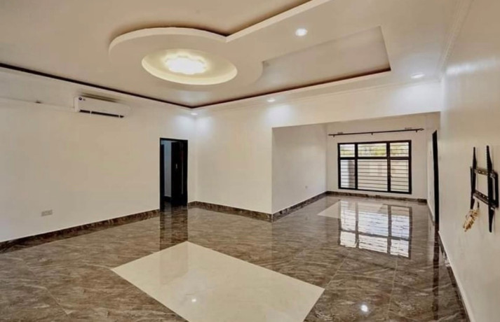 4-bedroom-house-for-sale-in-new-kasama-big-3