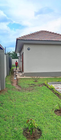 3-bedroom-house-for-sale-in-state-lodge-big-5