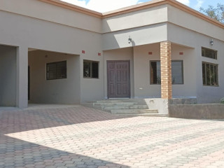 3-bedroom-flat-for-rent-in-foxdale