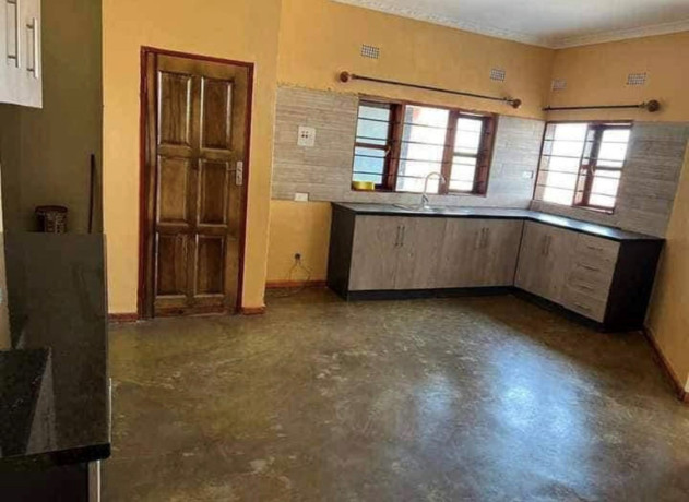 3-bedroom-flat-for-rent-in-foxdale-big-9