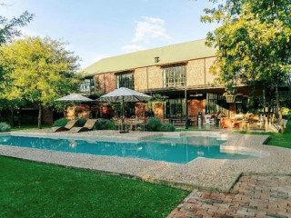 4-bedroom-apartment-for-rent-in-foxdale