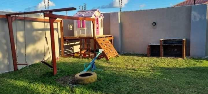 4-bedroom-house-for-sale-in-foxdale-big-0