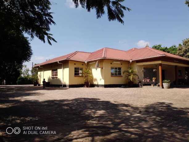 4-bedroom-house-for-sale-in-foxdale-big-3