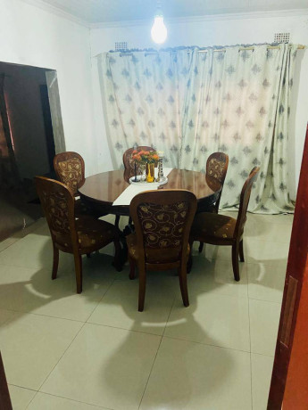 3-bedroom-standalone-house-with-carport-big-2