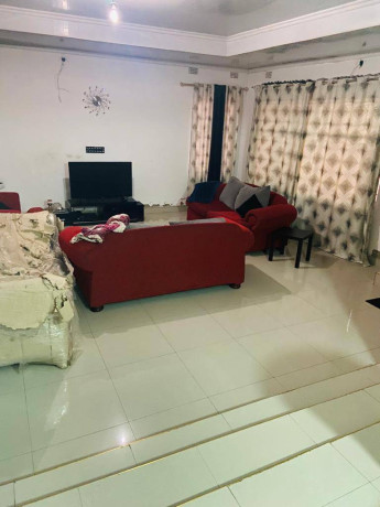 3-bedroom-standalone-house-with-carport-big-4