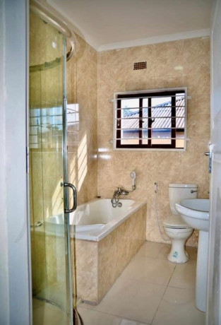 3-bedroom-flats-for-rent-in-kabulonga-big-1