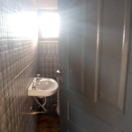 3-bedroom-flat-for-rent-in-chalala-big-4