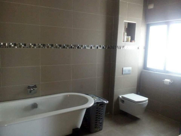 4-bedroom-house-for-sale-in-state-lodge-big-7