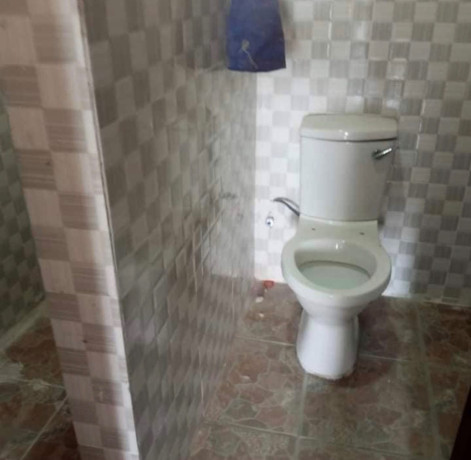 2-bedroom-flat-for-rent-in-meanwood-big-2