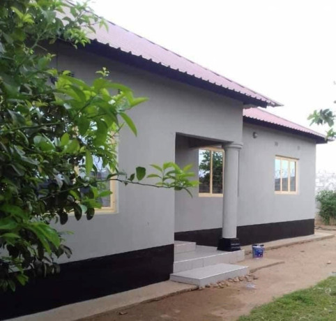 3-bedroom-house-for-sale-in-meanwood-big-1