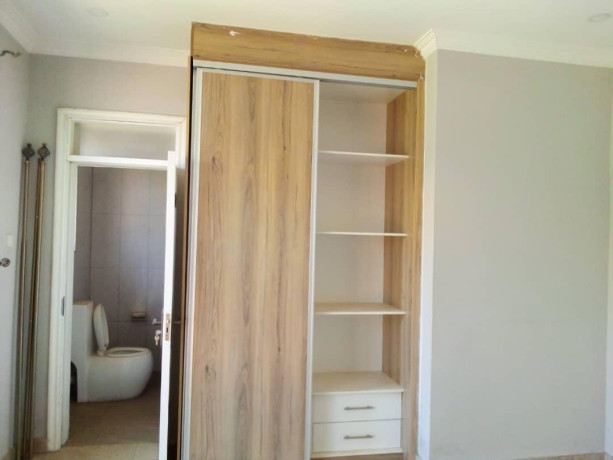 3-bedroom-flat-for-rent-in-ibex-hill-big-5