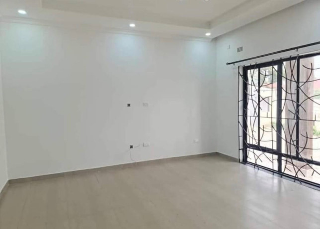 2-bedroom-flat-for-rent-in-ibex-hill-big-2