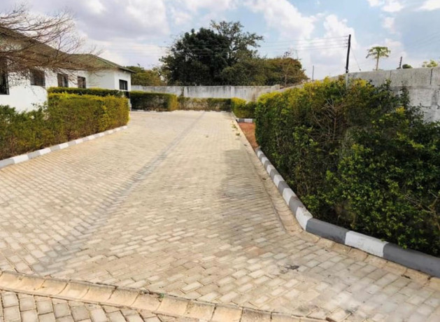 3-bedroom-flat-for-rent-in-ibex-hill-big-8