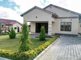 3-bedroom-flat-for-rent-in-ibex-hill