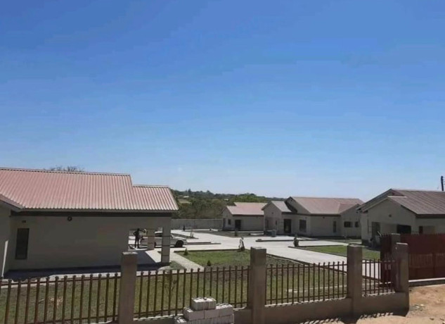 3-bedroom-flat-for-rent-in-ibex-hill-big-6