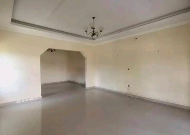 3-bedroom-flat-for-rent-in-ibex-hill-big-3