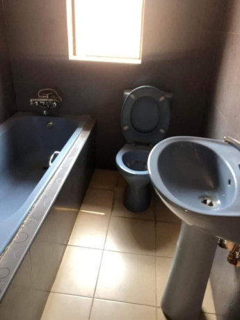 3-bedroom-flat-for-rent-in-ibex-hill-big-5