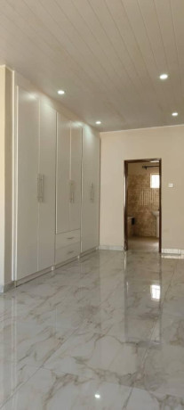 2-3-bedroom-flats-for-rent-in-ibex-meanwood-big-1