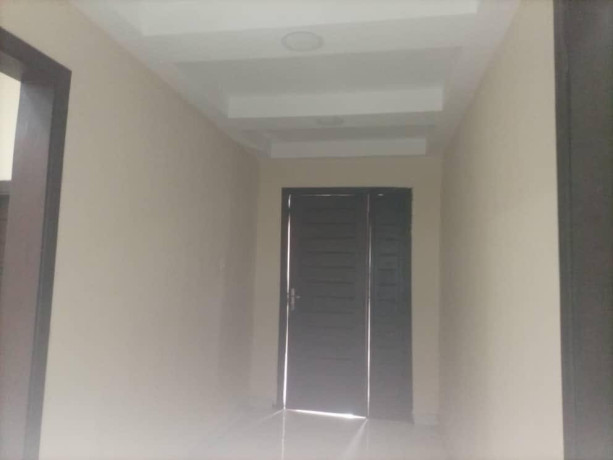 3-bedroom-flat-for-rent-in-ibex-hill-big-5