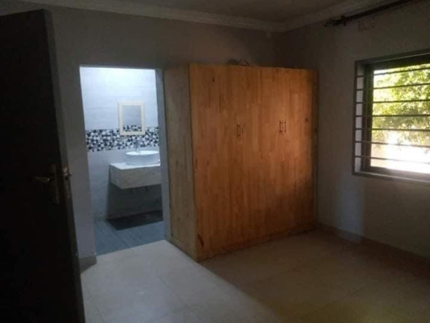3-bedroom-flat-for-rent-in-ibex-hill-big-0