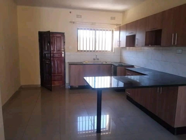 2-bedroom-flat-for-rent-in-ibex-hill-big-5