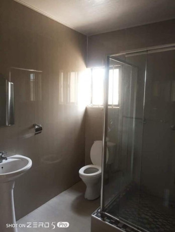 2-bedroom-flat-for-rent-in-ibex-hill-big-6