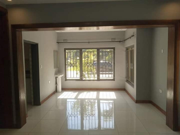 3-bedroom-house-for-rent-in-makeni-main-big-2