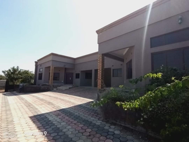 3-bedroom-flats-for-rent-in-chamba-valley-big-6