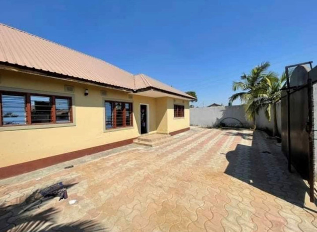 3-bedroom-house-for-rent-in-chamba-valley-big-0