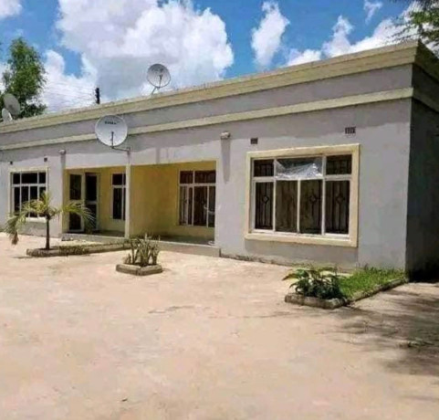 2-bedroom-flat-for-rent-in-ranchdale-big-0