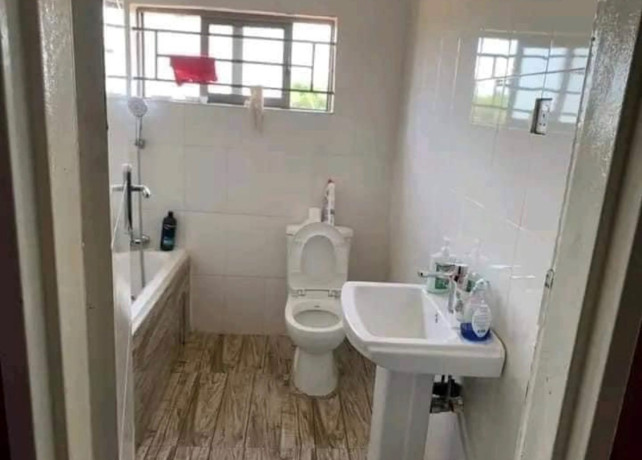 3-bedroom-house-for-sale-in-lilayi-big-3