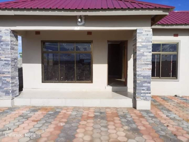 3-bedroom-house-for-sale-big-5