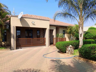 4-bedroom-house-for-sale-in-chalala