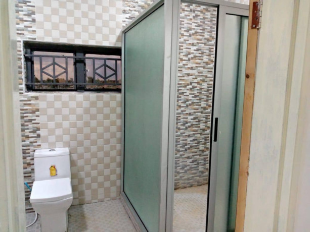 4-bedroom-flat-for-sale-in-makeni-big-2