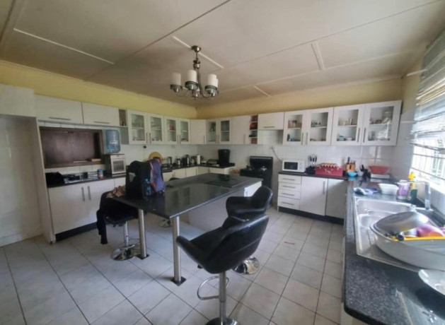 4-bedroom-house-for-sale-in-makeni-big-3