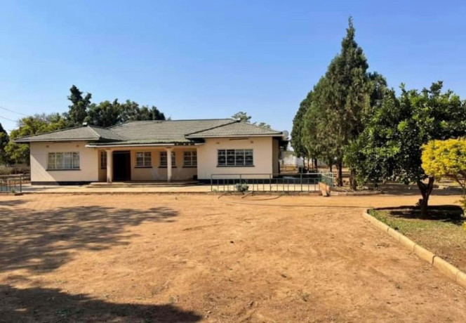 4-bedroom-house-for-sale-in-makeni-big-2