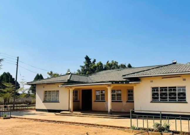 4-bedroom-house-for-sale-in-makeni-big-1