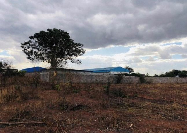 plot-for-sale-in-chalala-big-0