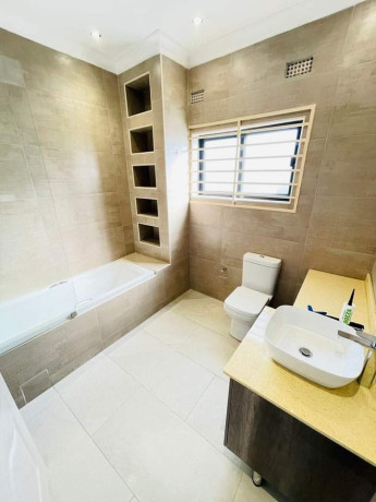 3-bedroom-flat-for-rent-in-ibex-meanwood-big-9