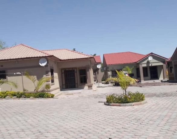 2-bedroom-flat-for-rent-in-ibex-meanwood-big-4