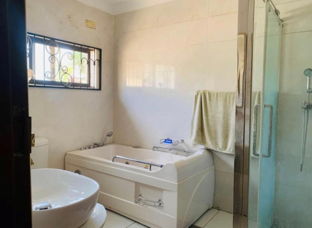 4-bedroom-house-for-sale-in-ibex-meanwood-big-8