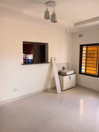 2-bedroom-flat-for-rent-in-chalala-big-2