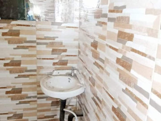 2-bedroom-flat-for-rent-in-lilayi-estate