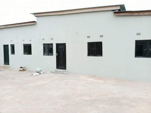 2-bedroom-flat-for-rent-in-lilayi-estate-big-7