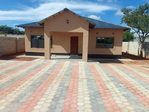 2-bedroom-house-for-sale-in-lilayi-big-0