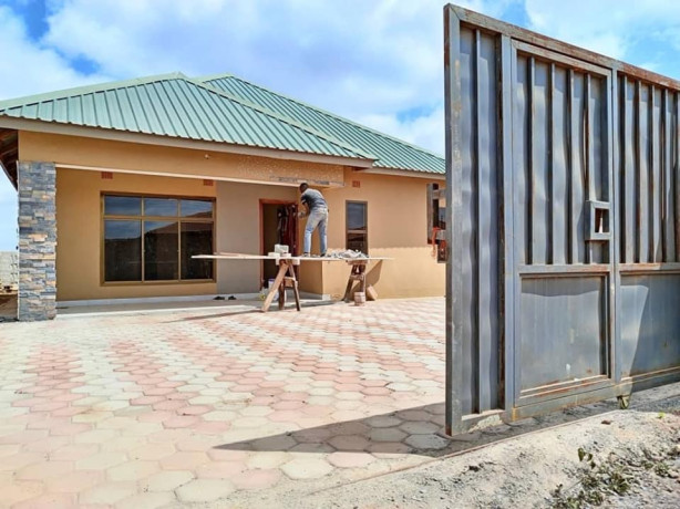2-bedroom-house-for-sale-in-lilayi-big-7