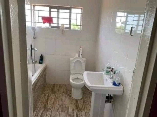 3-bedroom-house-for-sale-in-lilayi-big-3