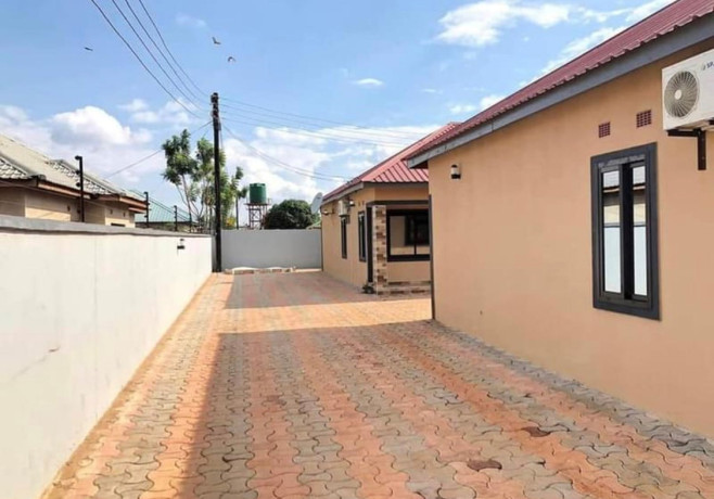 2-bedroom-flat-for-rent-in-chalala-big-0